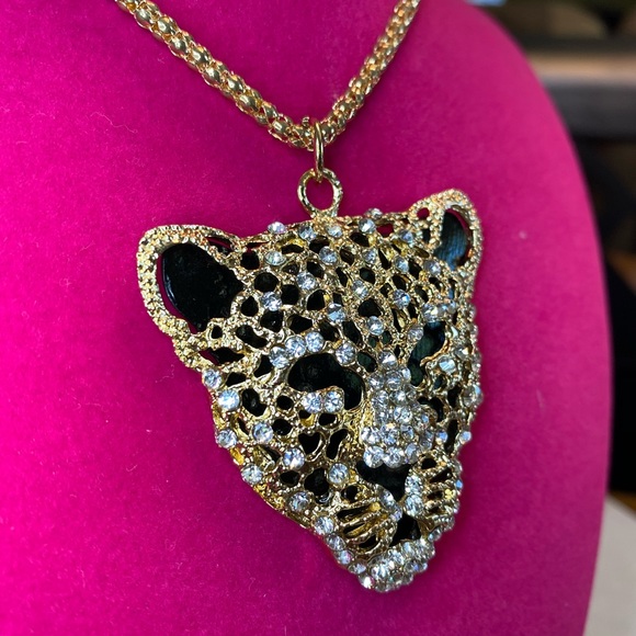 Leopard Necklace! - Picture 4 of 8